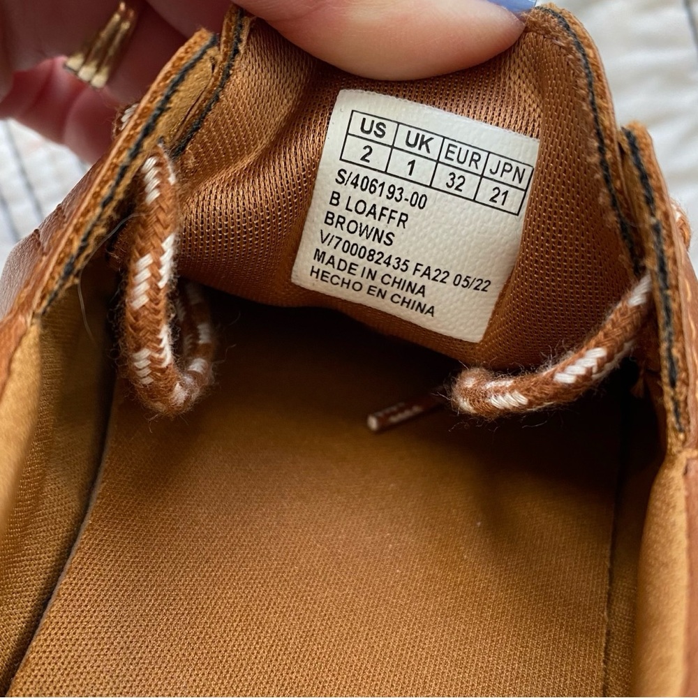 GAP Boys Lace-up Loafers Boat Shoes in Toffee Brown size Gradeschool Boys 2 - Picture 6 of 7